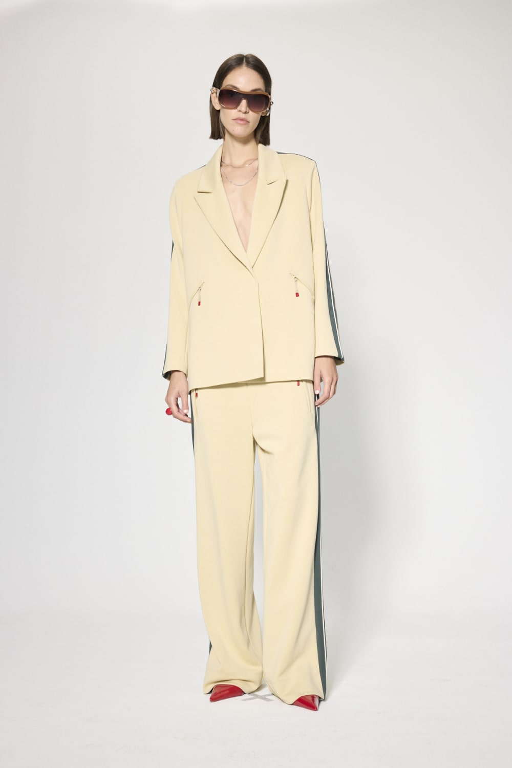 Partners of Tomorrow-Rahat Formlu Blazer-Ceket-1-Milagron.com