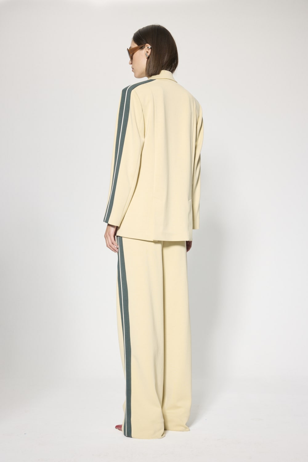 Partners of Tomorrow-Rahat Formlu Blazer-Ceket-3-Milagron.com