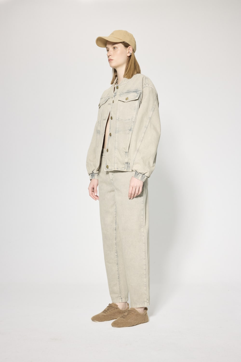 Partners of Tomorrow-Rahat Kapitoneli Non-denim Mont-Ceket-2-Milagron.com