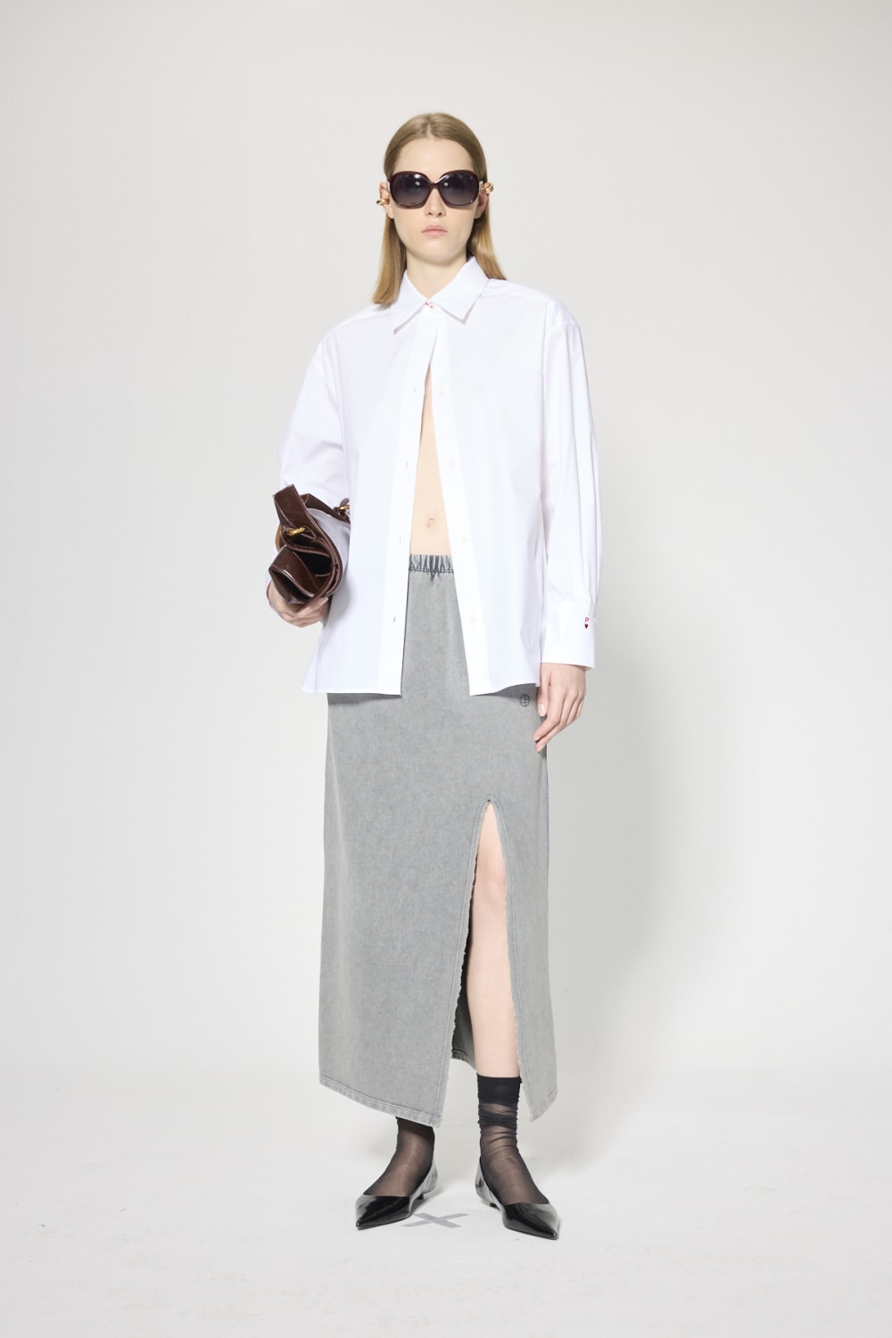 Partners of Tomorrow-Sweat Etek-Etek-1-Milagron.com