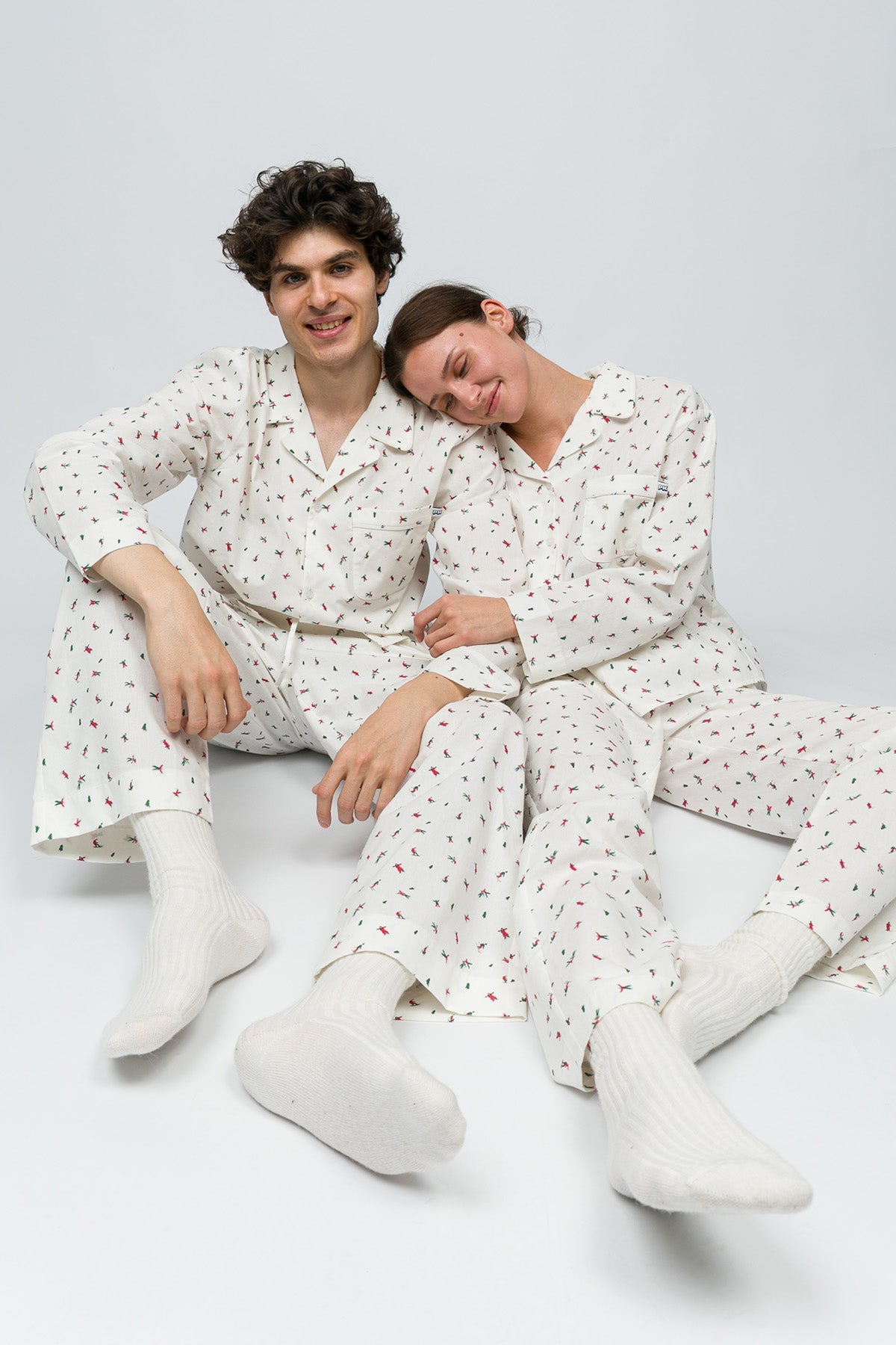 Paul Kenzie-Holiday Christmas Pijama Couple-3-Milagron.com