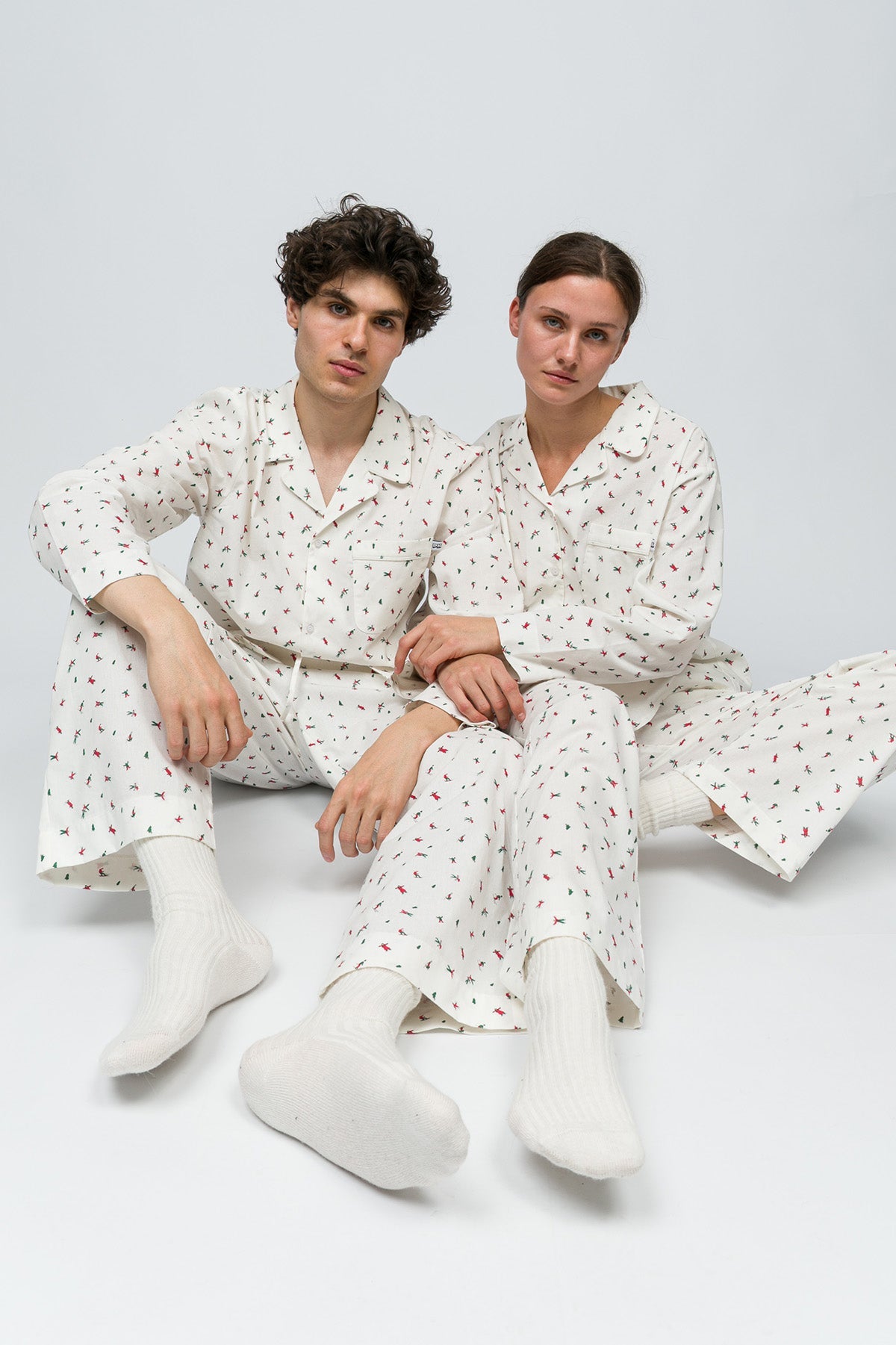 Paul Kenzie-Holiday Christmas Pijama Couple-4-Milagron.com