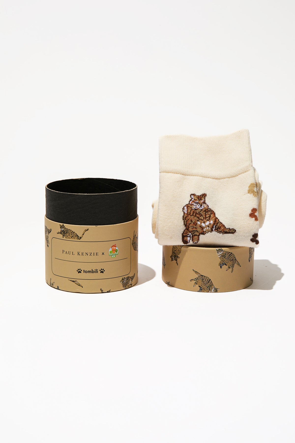 Paul Kenzie-Paul Kenzie X Kurtaran Ev Desenli Soket Çorap Tombili-Çorap-1-Milagron.com