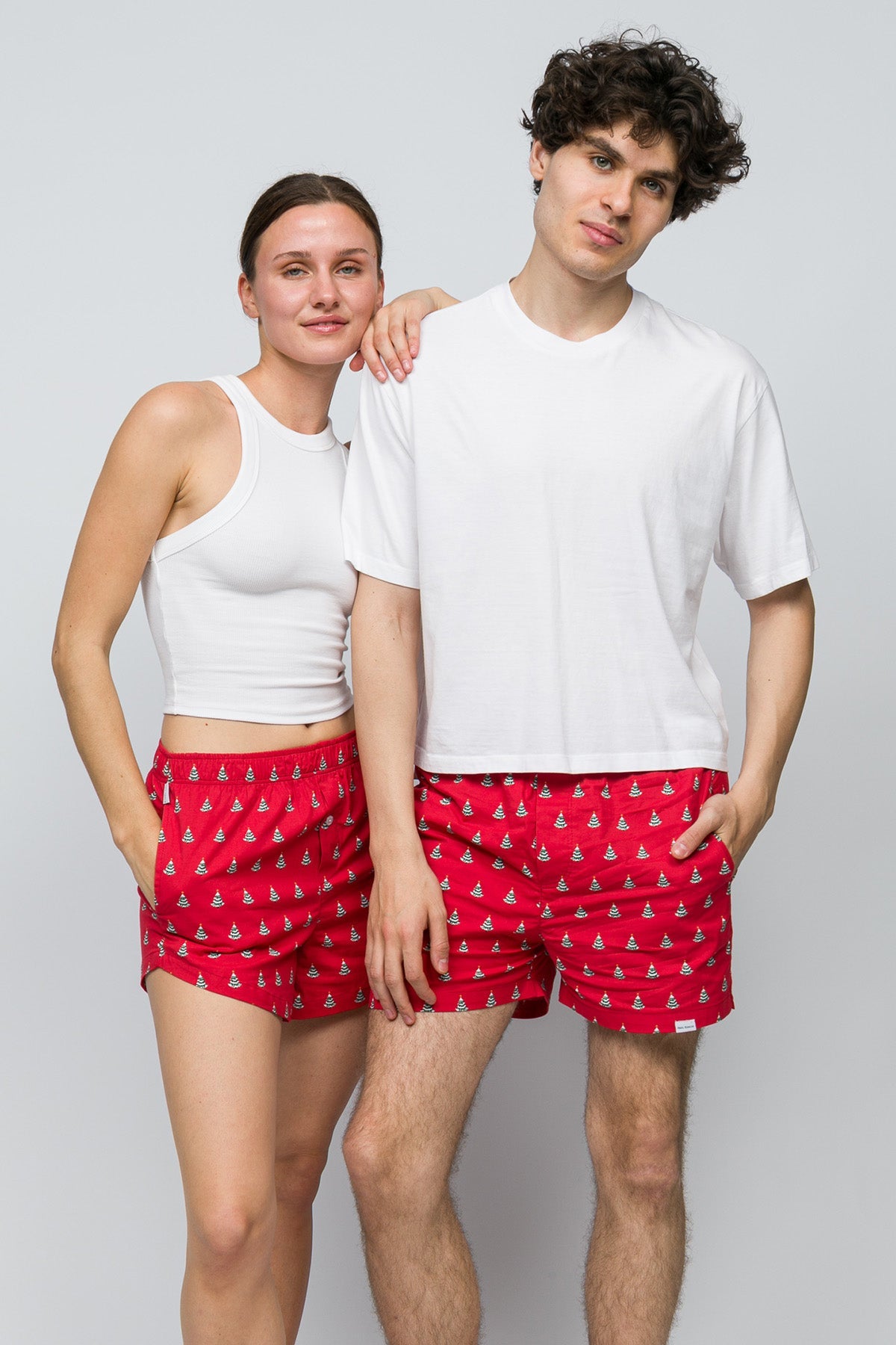 Paul Kenzie-Pine Christmas Ev şort Couple-2-Milagron.com