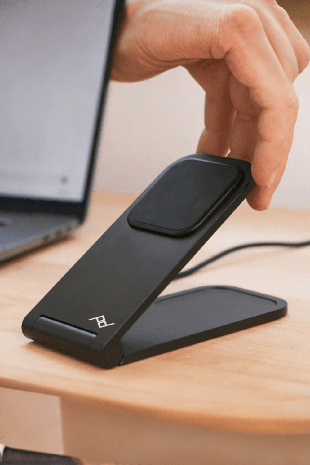 Peakdesign-Wireless Charging Stand / M-CS-BK-1-Telefon Tutucu-2-Milagron.com