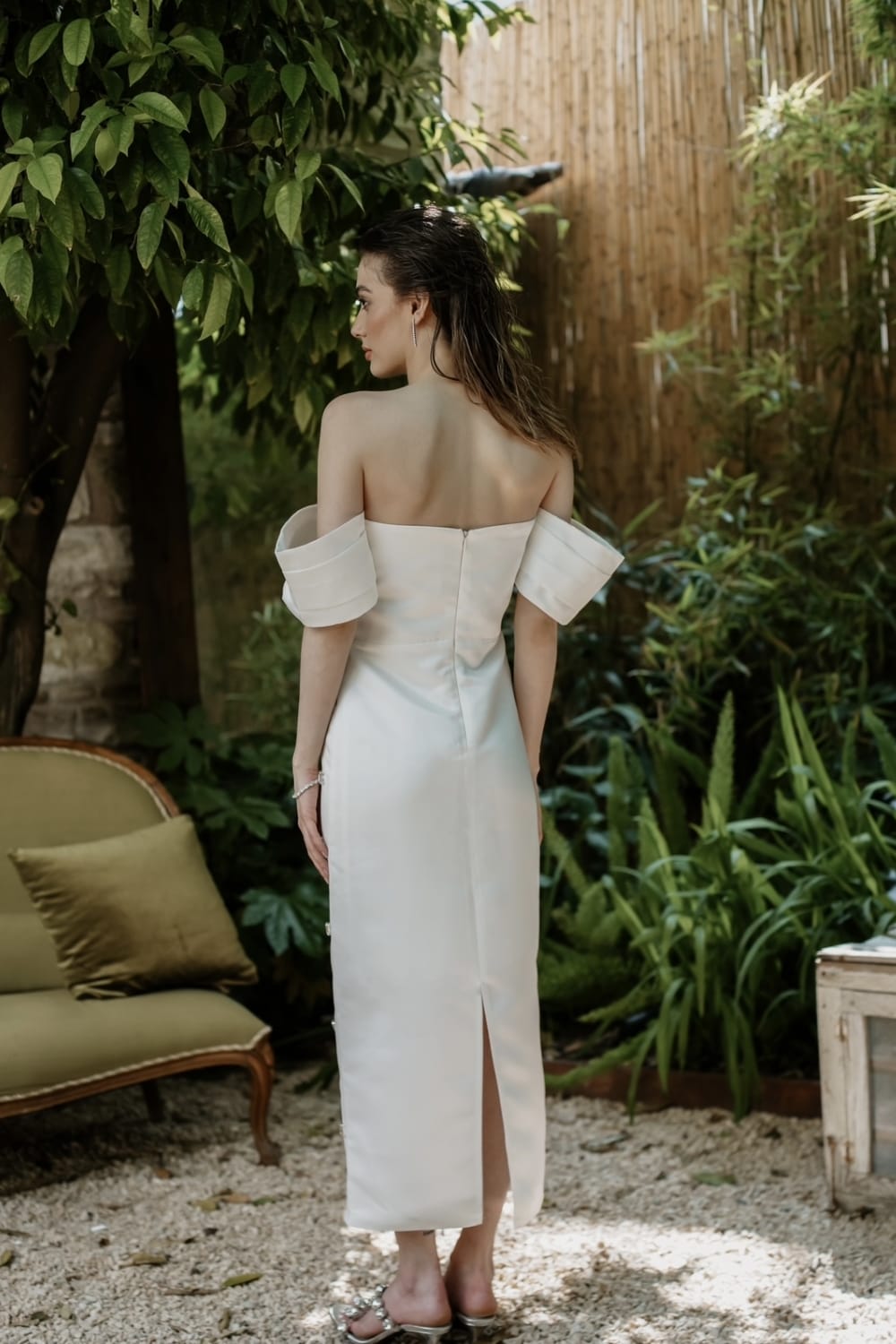 Pelia-Tiffany Taş İşlemeli Beyaz Midi Elbise-Elbise-2-Milagron.com