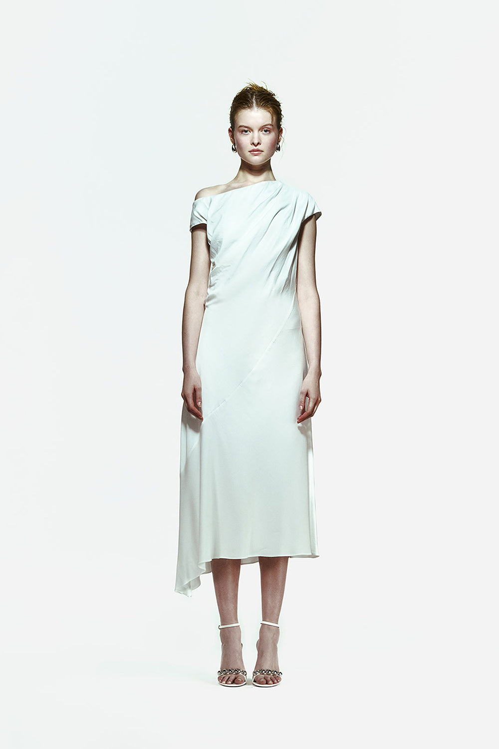 Peploum-Ama Drapped Dress In White-Elbise-1-Milagron.com