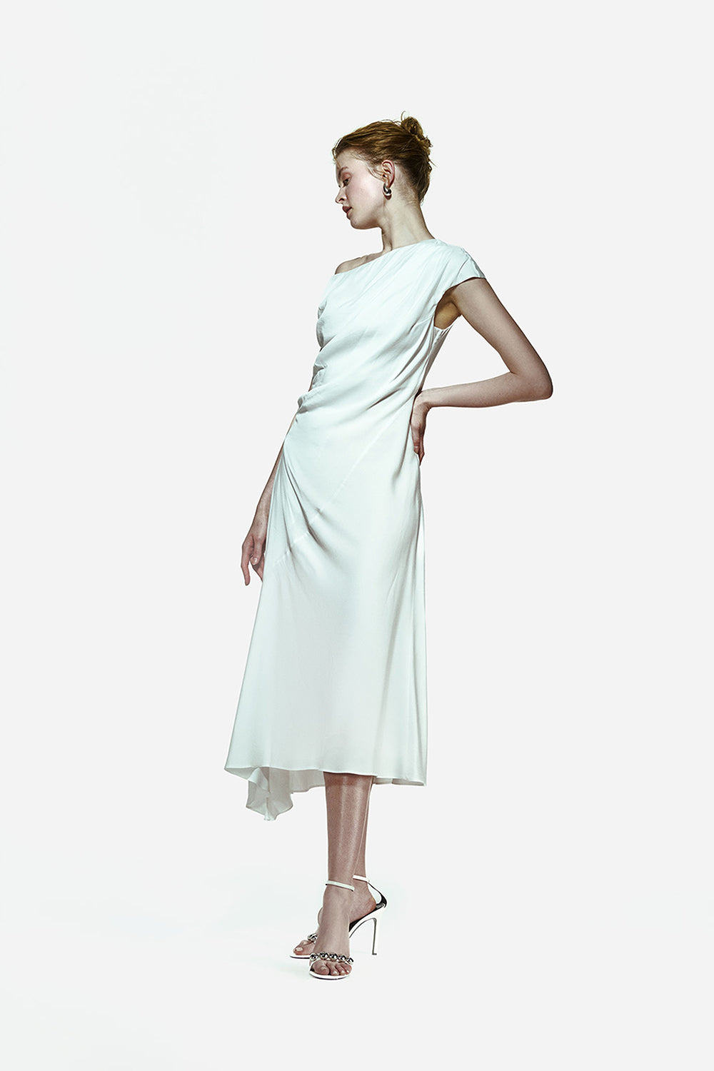Peploum-Ama Drapped Dress In White-Elbise-2-Milagron.com