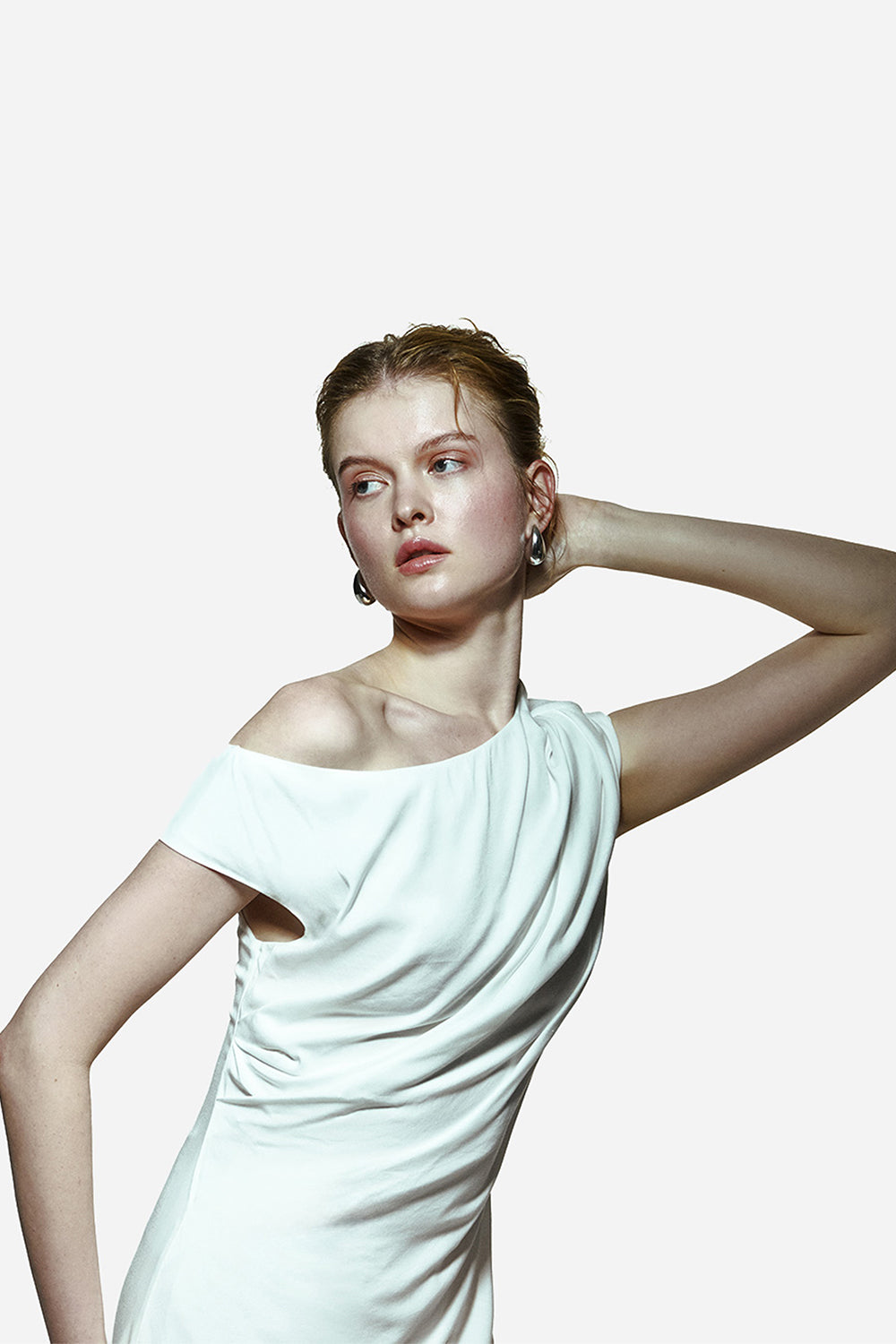 Peploum-Ama Drapped Dress In White-Elbise-5-Milagron.com