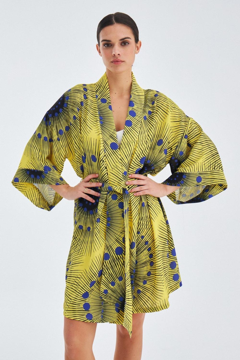 Peraluna-Aura Geometrik Desenli Diz Hizası Saten Kadın Kimono-Kimono-1-Milagron.com