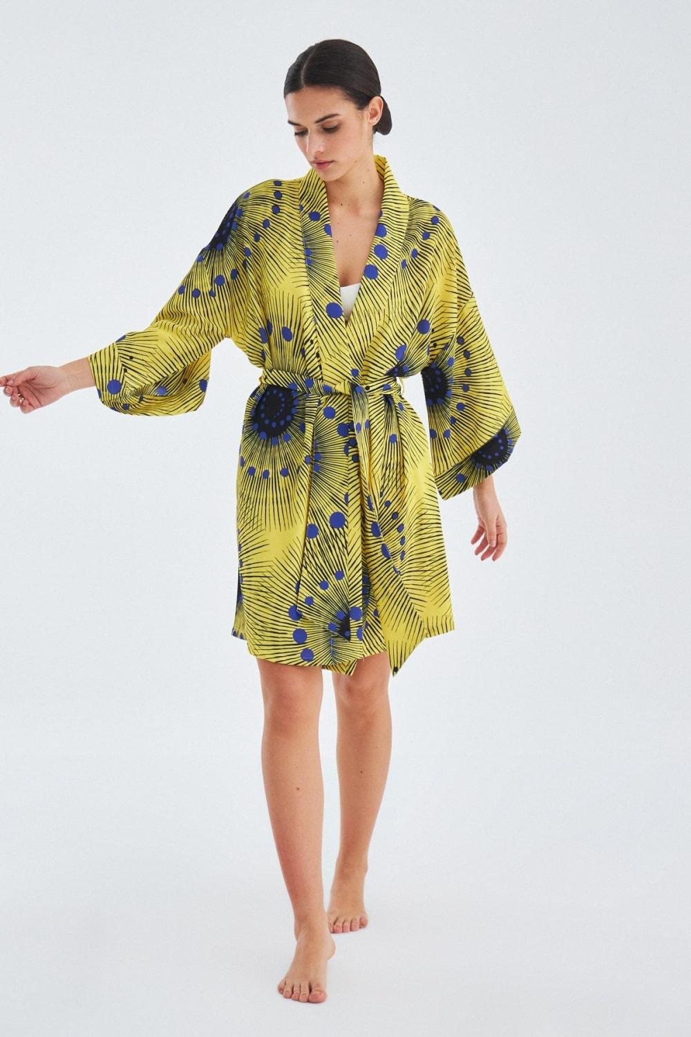 Peraluna-Aura Geometrik Desenli Diz Hizası Saten Kadın Kimono-Kimono-2-Milagron.com