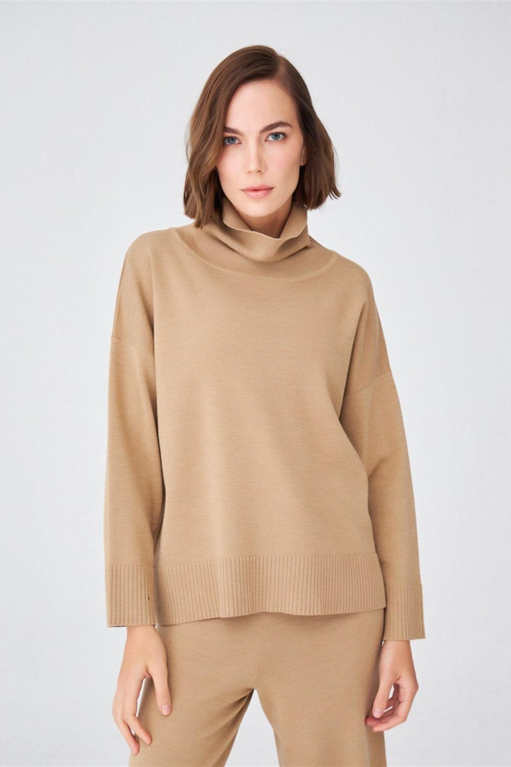 Peraluna-Balıkçı Yaka Boğazlı Bol Kesim Kadın Triko Kazak-Kazak & Triko-1-Milagron.com