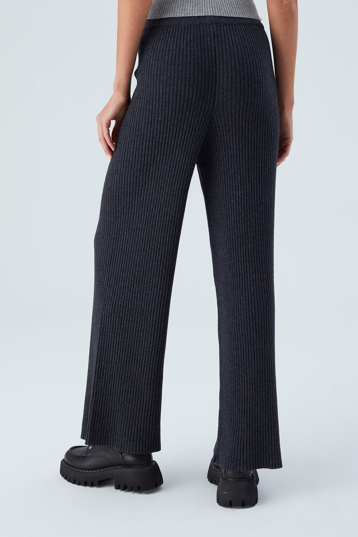 Peraluna Bol Kesim Kaşmir Karışım Boru Paça Kadın Triko Pantolon - Antrasit