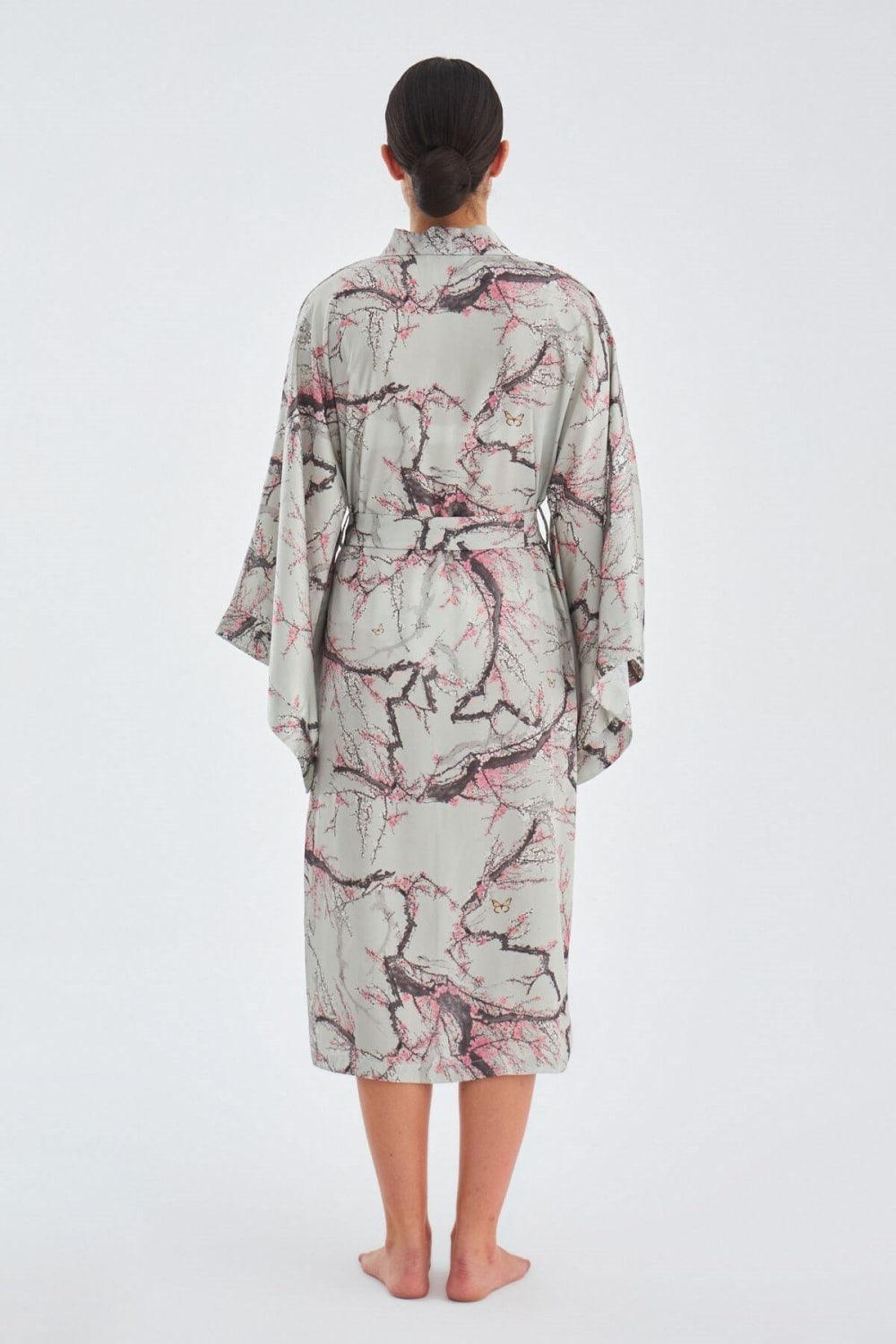 Peraluna-Bolossom Çiçek Desenli 120 Cm Saten Yazlık Kadın Kimono-Kimono-6-Milagron.com