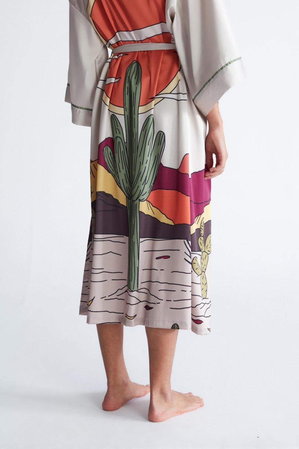 Peraluna-Cactus Ki̇mono 122 Cm Kaktus Desen Midi Boy Kemerli Saten Kadın Kimono-Kimono-5-Milagron.com