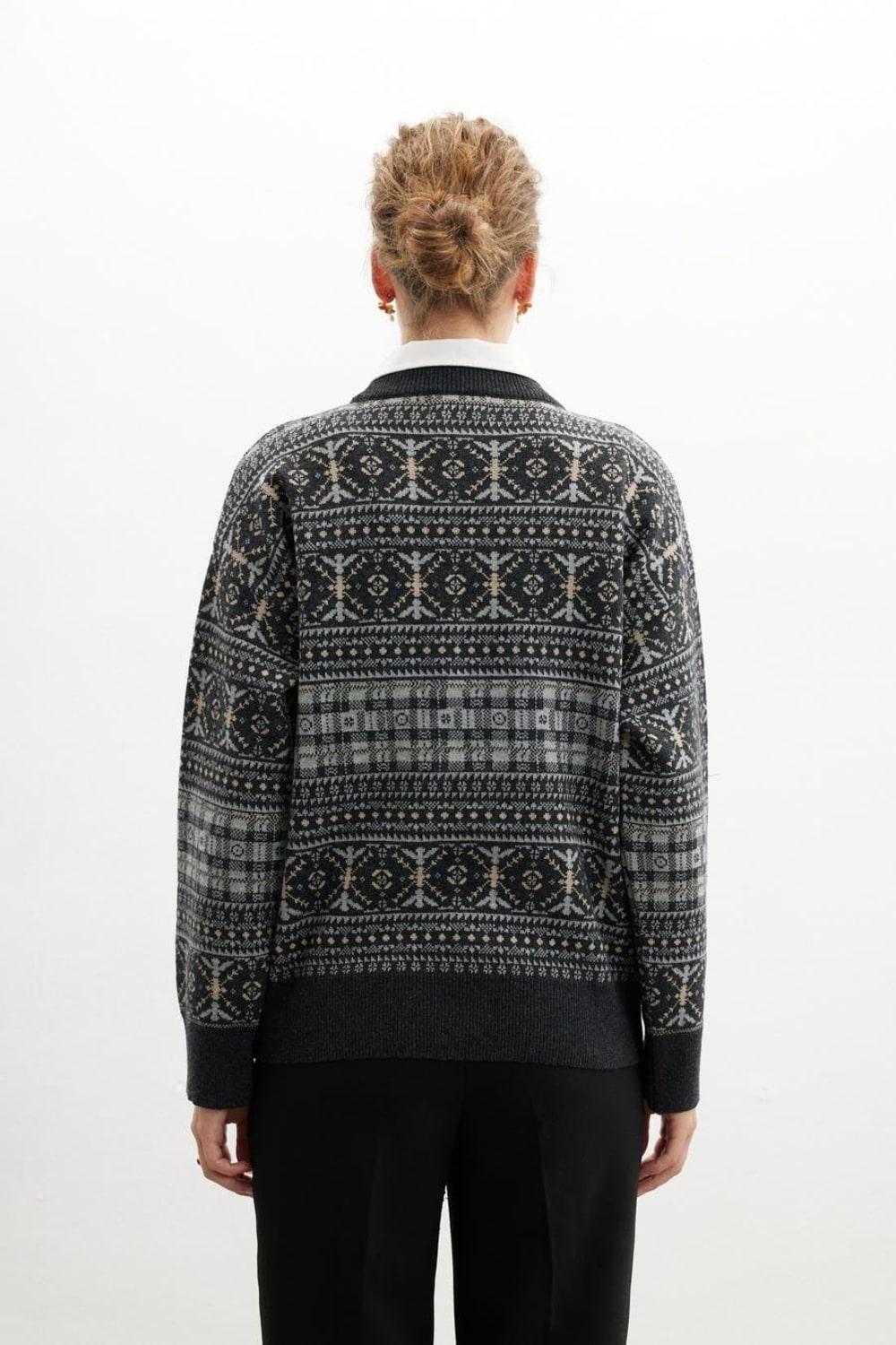 Peraluna-Caitlin Pullover Bisiklet Yaka Etnik Motif Yün Karışım Kadın Triko Kazak Antrasit Melanj-Kazak & Triko-5-Milagron.com