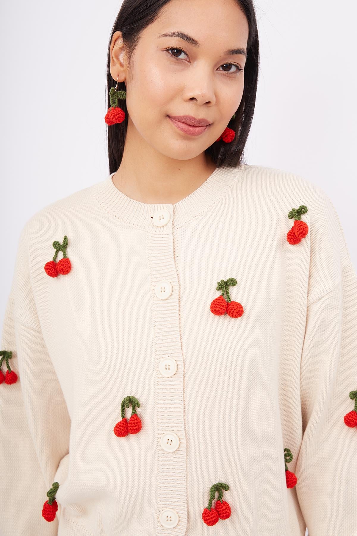 Peraluna Cherry Cardigan Organik Pamuk Kiraz İŞlemeli Kadın Hırka - Krem