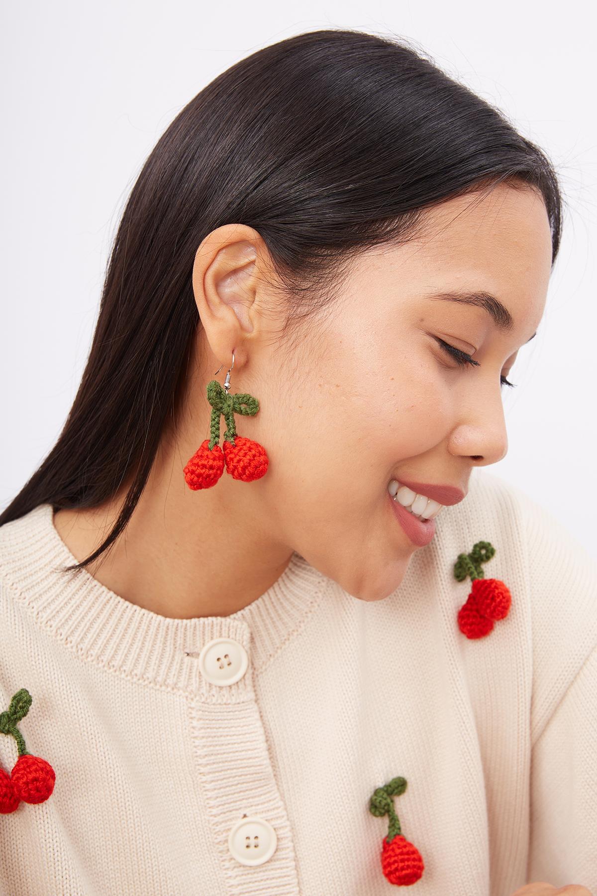 Peraluna-Cherry Earrings El Yapımı Kiraz Küpe Kırmızı-Küpe-1-Milagron.com