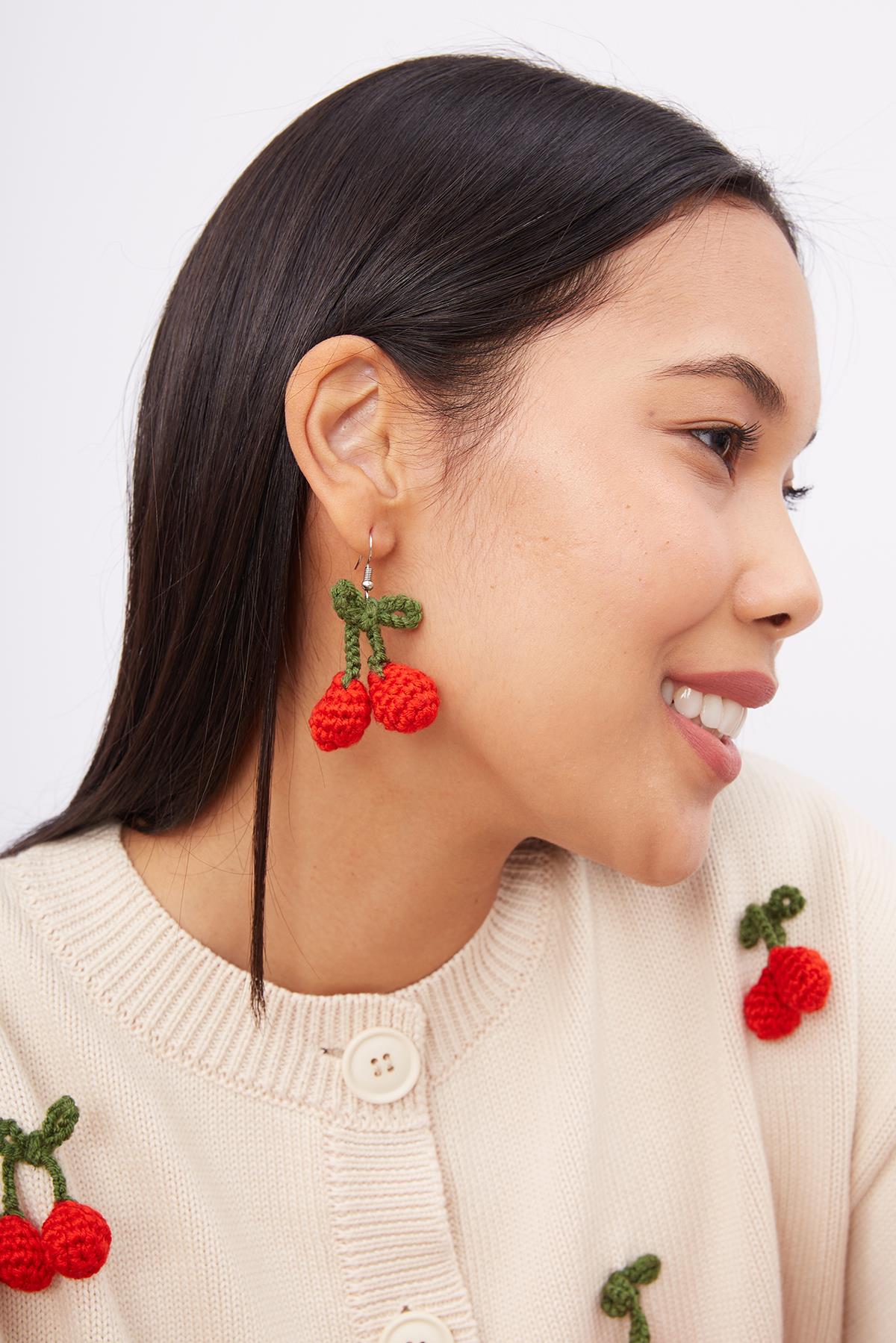 Peraluna-Cherry Earrings El Yapımı Kiraz Küpe Kırmızı-Küpe-2-Milagron.com