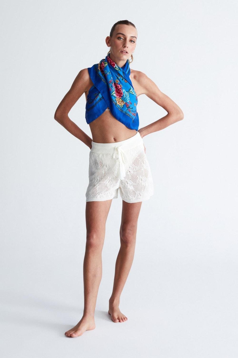 Peraluna-Emma Shorts Dantel Örgü Beli Lastikli Mini Kadın Triko Şort -Şort-1-Milagron.com