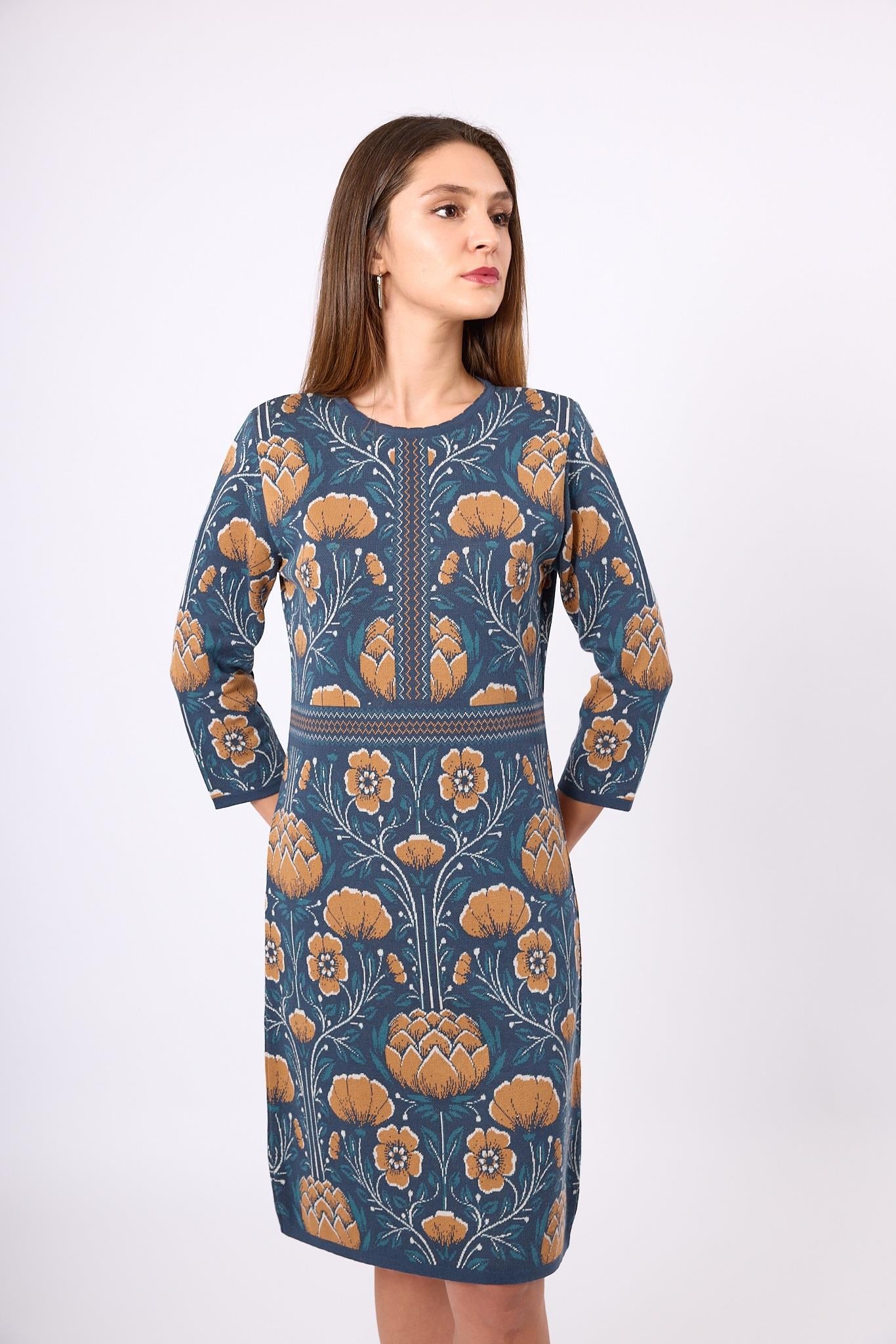 Peraluna-Felicity Çiçek Jakarlı Kadın Triko Elbise İndigo Multi-Elbise-6-Milagron.com