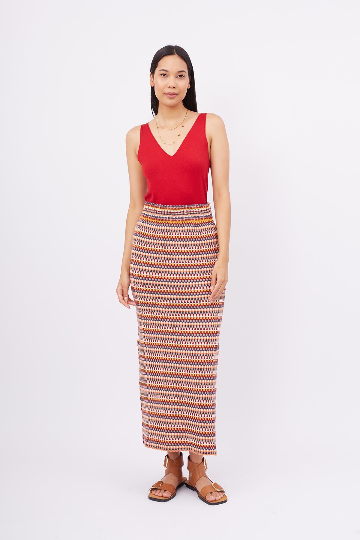 Peraluna-Frida Long Skirt Beli Lastikli Dar Kesim Yan Yırtmaçlı 90 Cm Kadın Triko Etek-Etek-1-Milagron.com