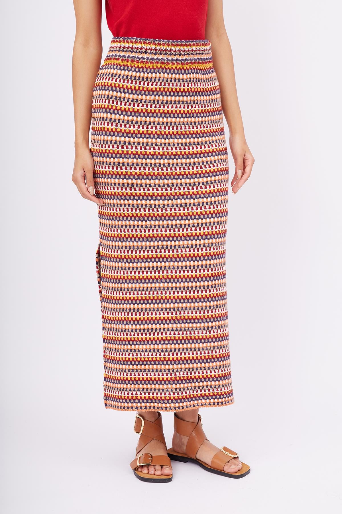 Peraluna-Frida Long Skirt Beli Lastikli Dar Kesim Yan Yırtmaçlı 90 Cm Kadın Triko Etek-Etek-2-Milagron.com