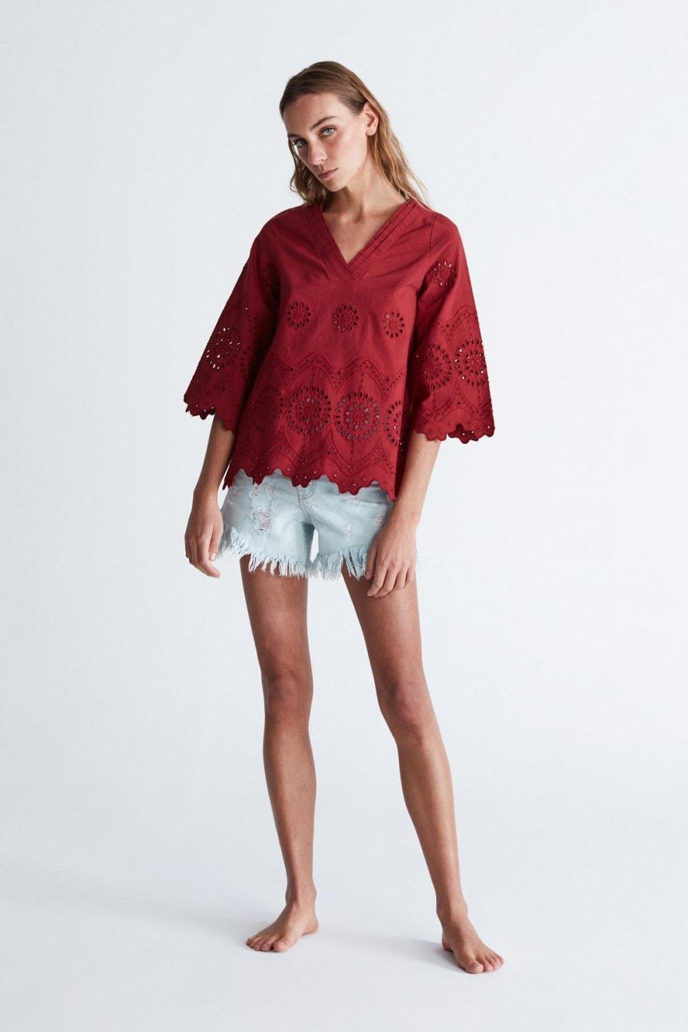 Peraluna-Hi̇romi̇ Blouse %100 Pamuk V Yaka 3/4 Çan Kol Yazlık Kadın Bluz -Bluz-18-Milagron.com