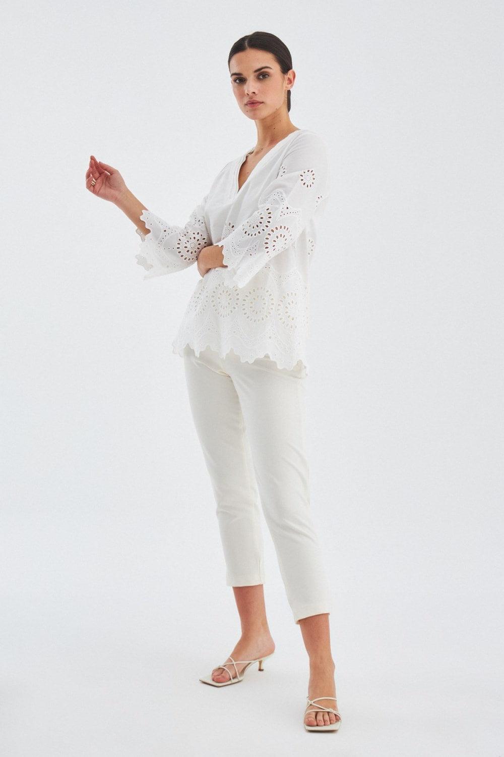 Peraluna-Hi̇romi̇ Blouse %100 Pamuk V Yaka 3/4 Çan Kol Yazlık Kadın Bluz -Bluz-3-Milagron.com