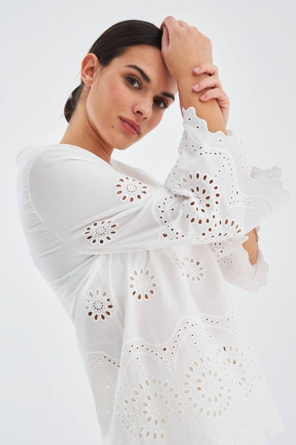 Peraluna-Hi̇romi̇ Blouse %100 Pamuk V Yaka 3/4 Çan Kol Yazlık Kadın Bluz -Bluz-4-Milagron.com