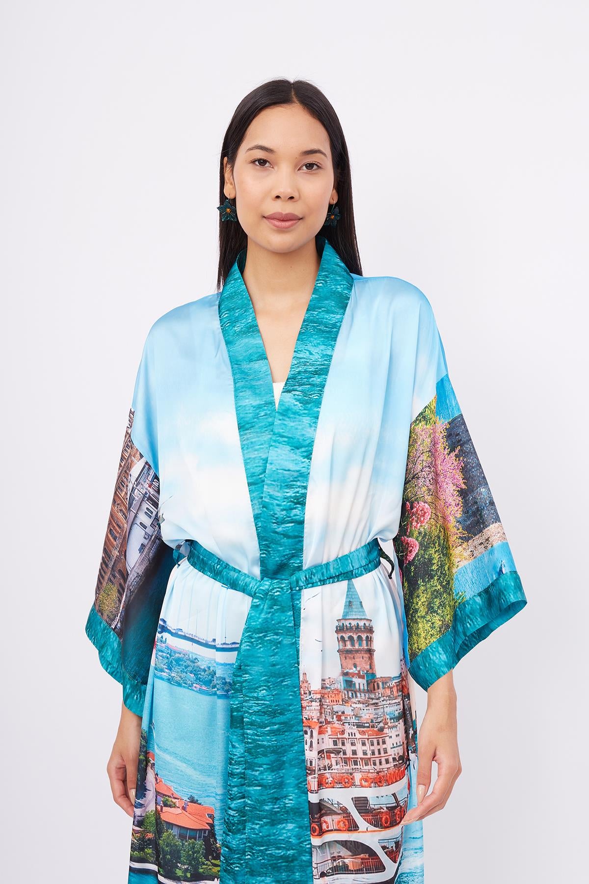 Peraluna-Istanbul Kimono İstanbul Manzara Baskılı 125 Cm Uzun Saten Kadın Kimono-Kimono-2-Milagron.com