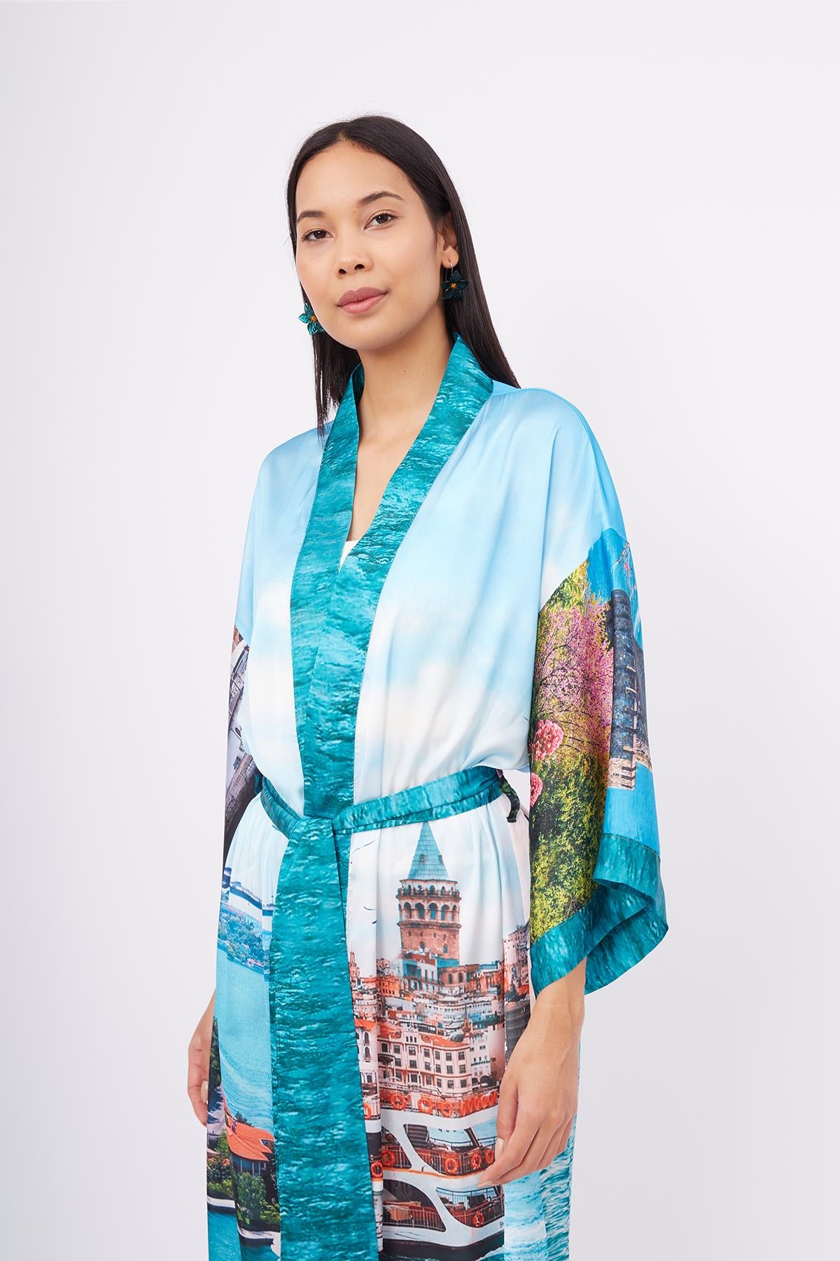 Peraluna-Istanbul Kimono İstanbul Manzara Baskılı 125 Cm Uzun Saten Kadın Kimono-Kimono-5-Milagron.com