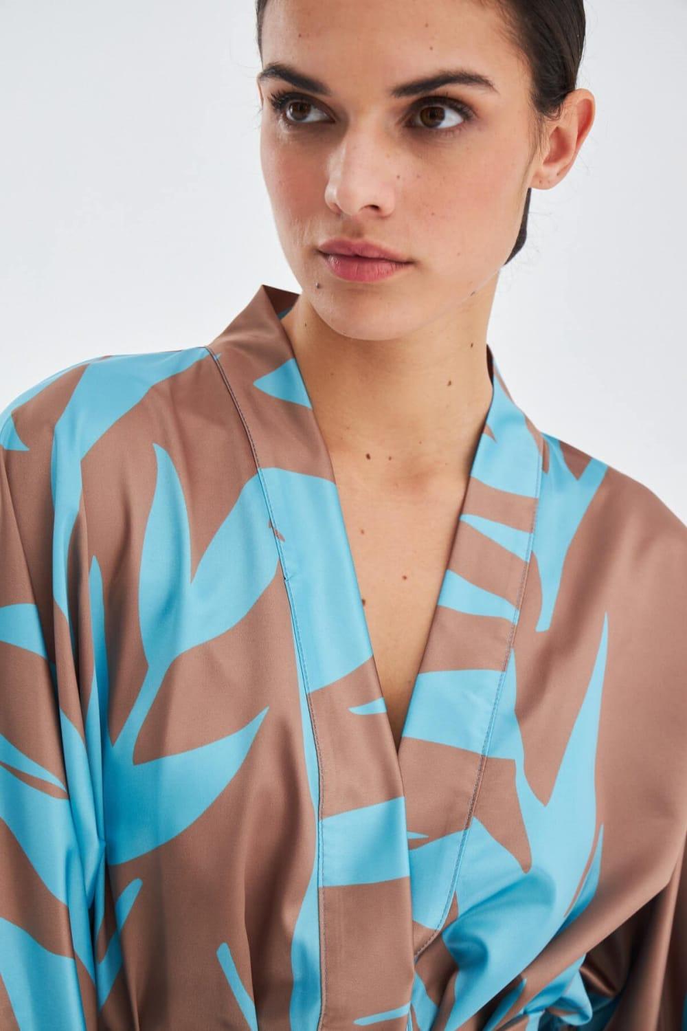 Peraluna-Kali̇nda Kimono Desenli 90 Cm Saten Yazlık Kadın Kimono-Kimono-5-Milagron.com