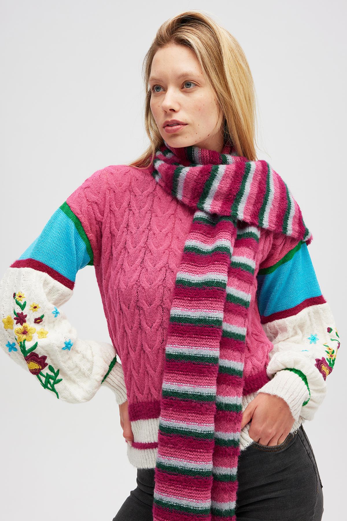 Peraluna-Karmina Yumuşak Dokulu Unisex Atkı Koyu Yeşil Multi-Atkı-2-Milagron.com