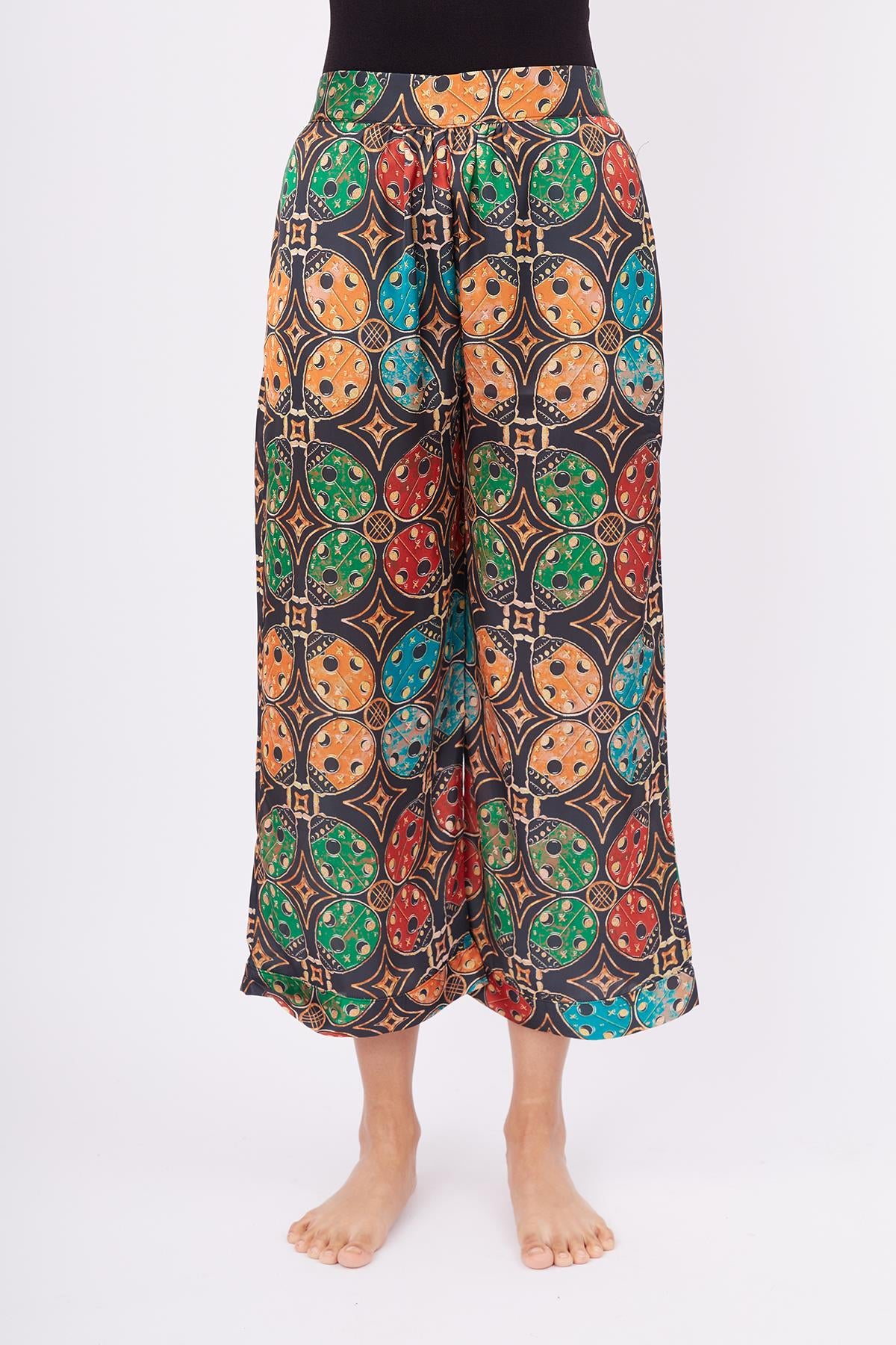 Peraluna-Ladybug Trouser Uğur Böceği Baskılı Kadın Triko Pantolon Çok Renkli-Pantolon-4-Milagron.com