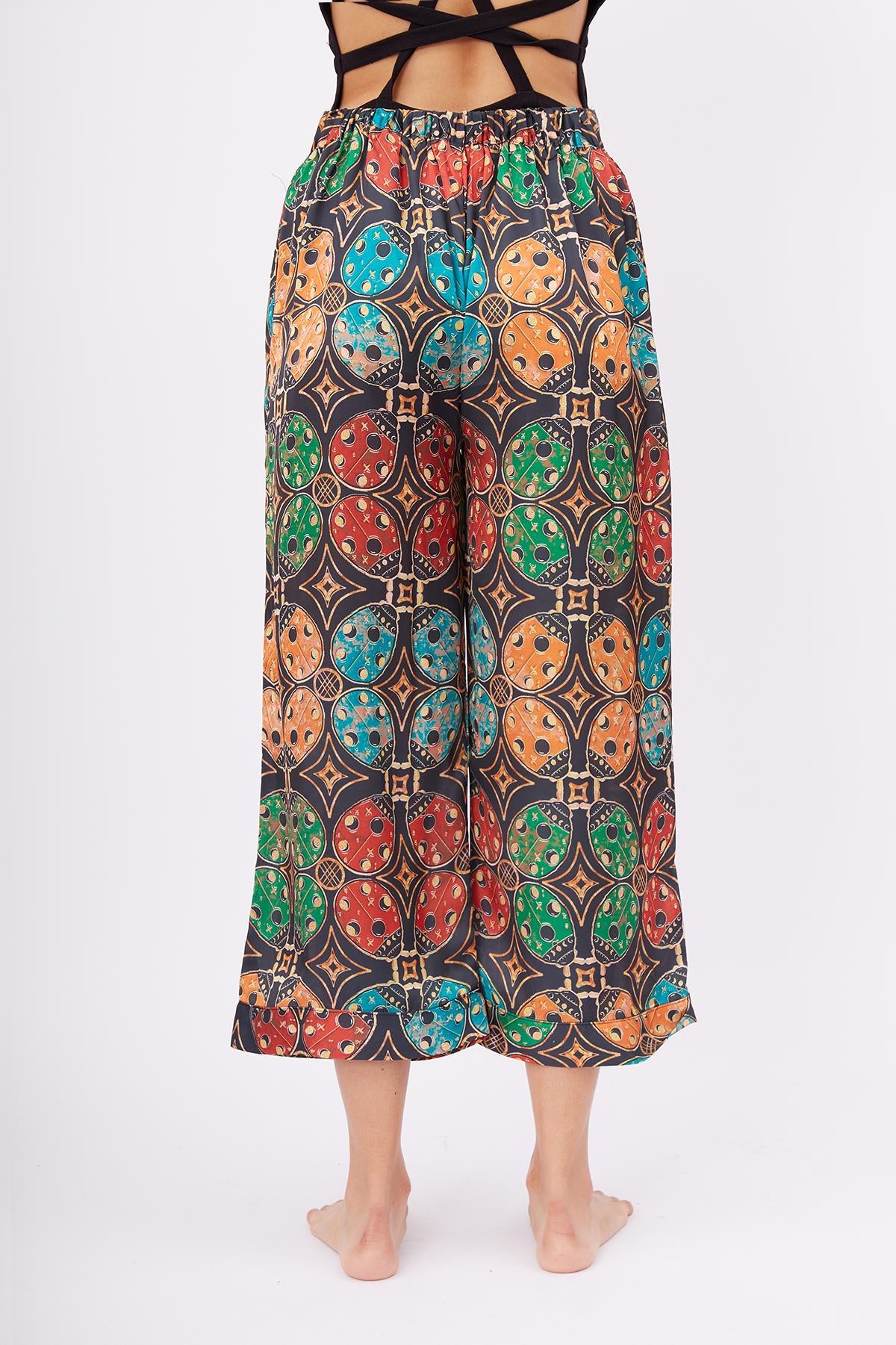 Peraluna-Ladybug Trouser Uğur Böceği Baskılı Kadın Triko Pantolon Çok Renkli-Pantolon-8-Milagron.com