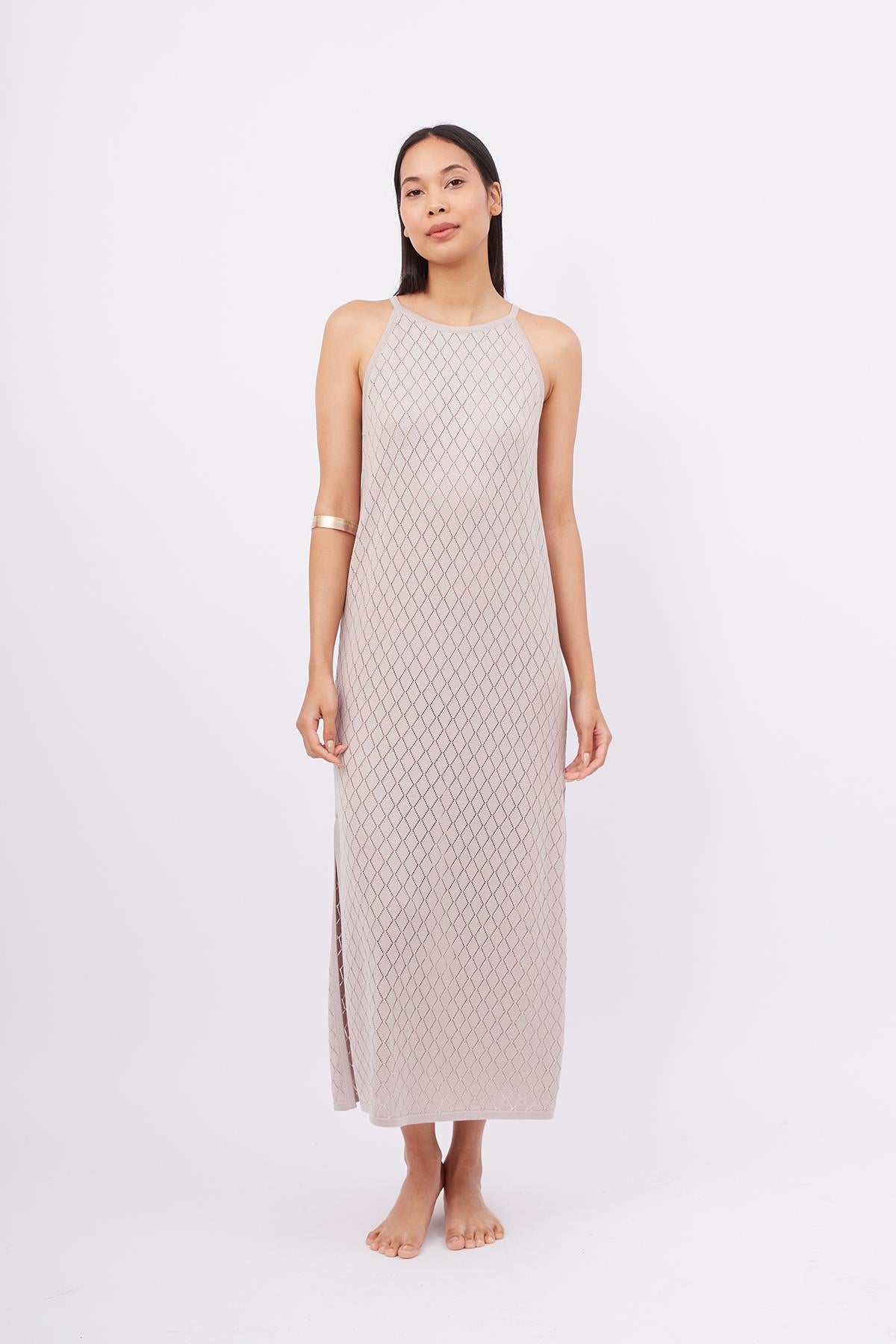 Peraluna-Lisa Dress Ajur örgü Dar Kesim Halter Yaka Arkası Bağcıklı Uzun Kadın Triko Elbise Taş-Elbise-1-Milagron.com