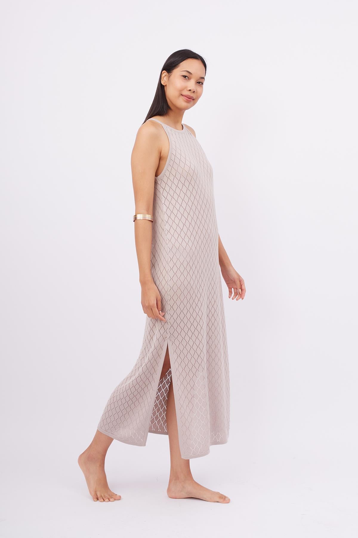 Peraluna-Lisa Dress Ajur örgü Dar Kesim Halter Yaka Arkası Bağcıklı Uzun Kadın Triko Elbise Taş-Elbise-7-Milagron.com