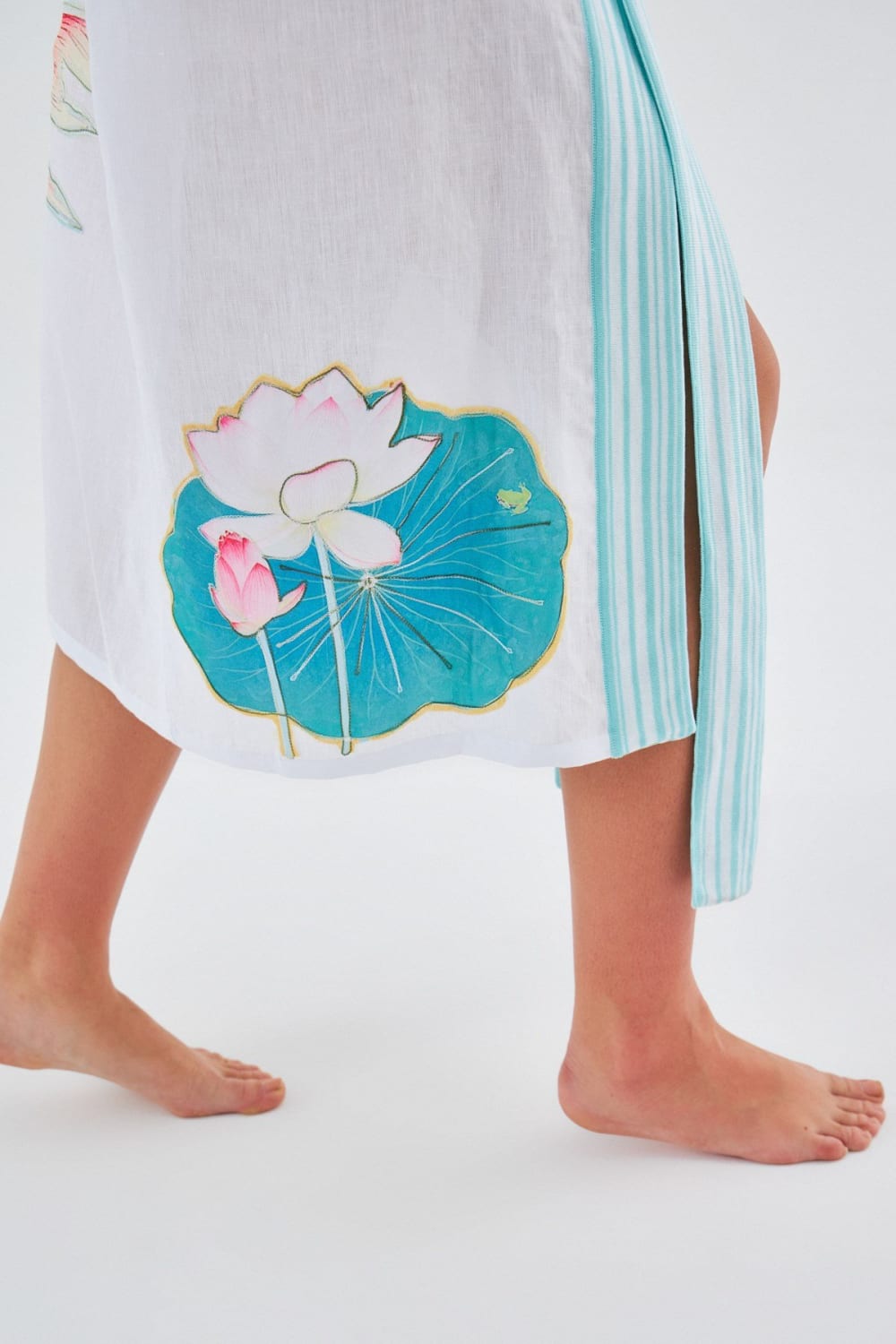 Peraluna-Lotus Balık Aplikeli Keten Karışımlı Diz Altı Kadın Kimono-Kimono-5-Milagron.com