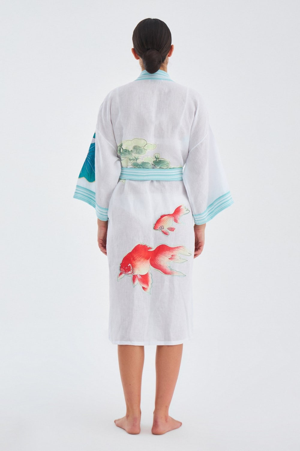 Peraluna-Lotus Balık Aplikeli Keten Karışımlı Diz Altı Kadın Kimono-Kimono-9-Milagron.com