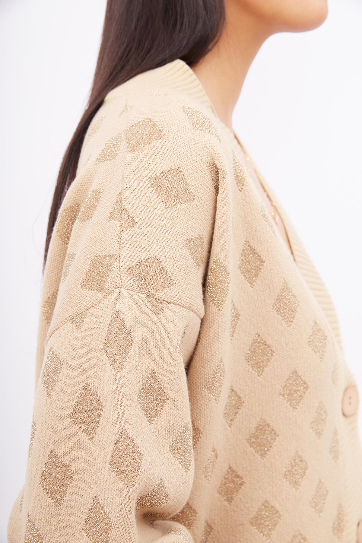 Peraluna-Madrigal Jacket Simli Diamond Desenli Geniş Kalıp Kadın Triko Hırka Bej-Kazak & Triko-5-Milagron.com