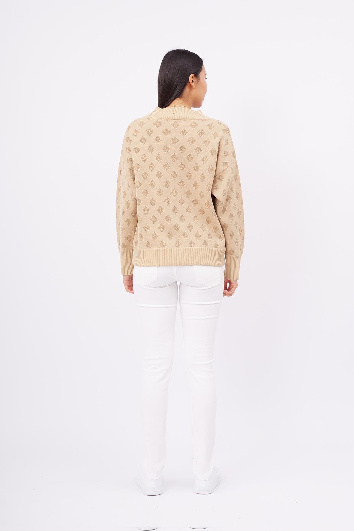 Peraluna-Madrigal Jacket Simli Diamond Desenli Geniş Kalıp Kadın Triko Hırka Bej-Kazak & Triko-7-Milagron.com