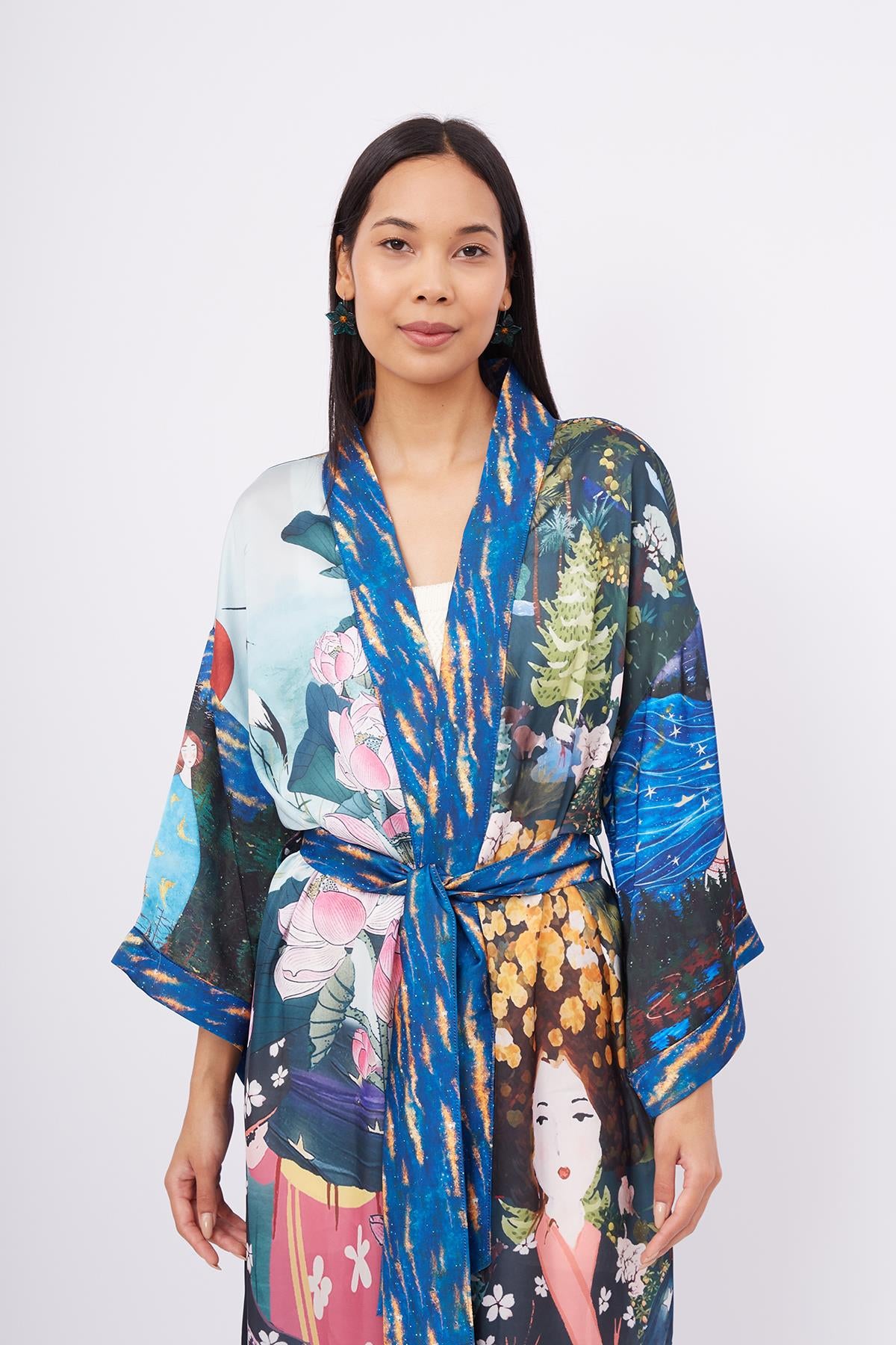 Peraluna-Magic Moments Long Kimono Anne Kız Baskılı 125 Cm Uzun Saten Kadın Kimono-Kimono-2-Milagron.com