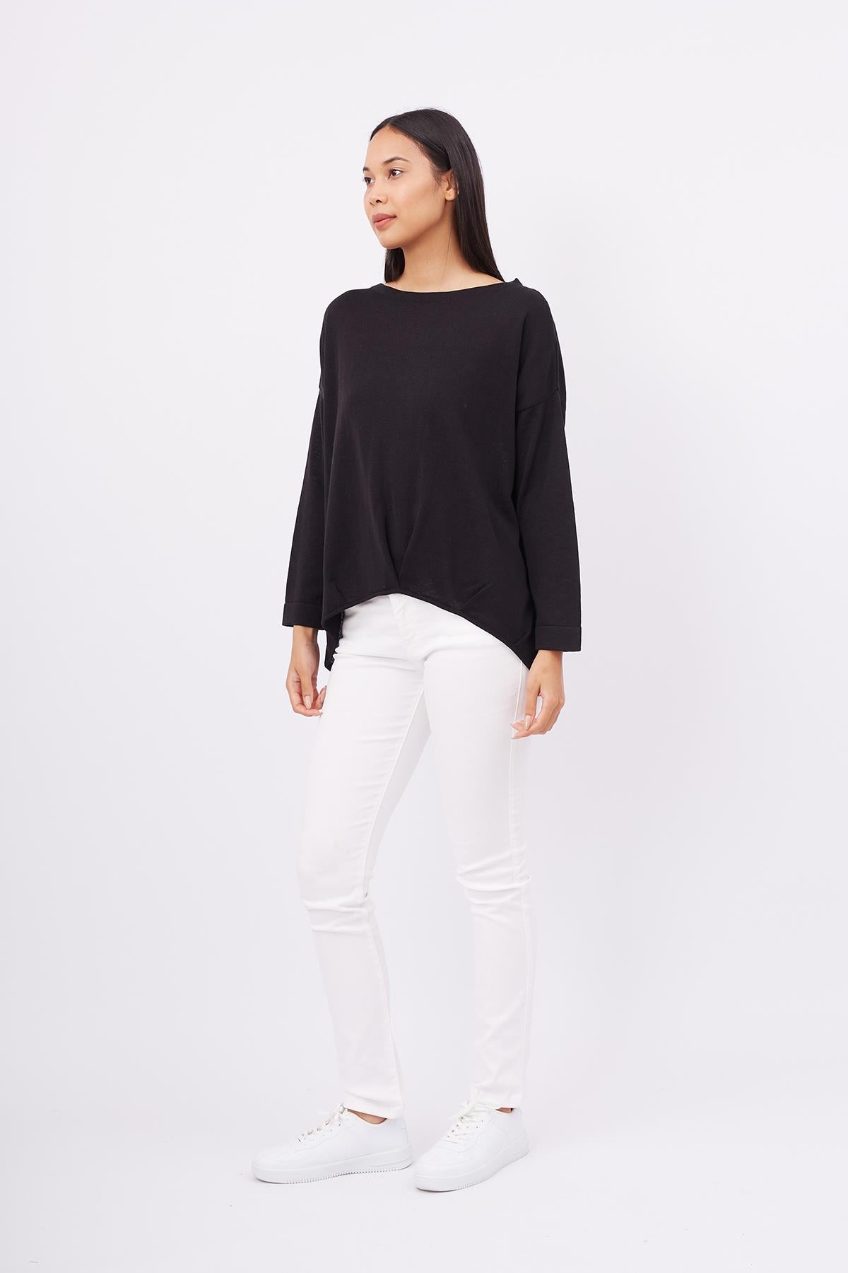 Peraluna-Meadow Blouse Ön Ve Arka Pile Detaylı Salaş Kadın Triko Bluz Si̇yah-Bluz-7-Milagron.com
