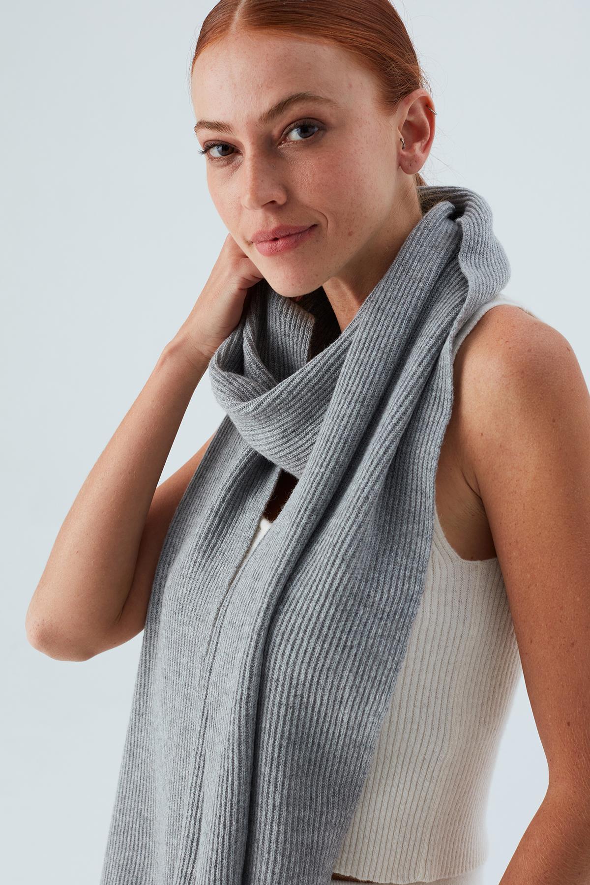 Peraluna Nomi Scarf Selanik Örgü Kaşmir Karışımlı Yumuşak Kadın Triko Atkı - Gri Melanj