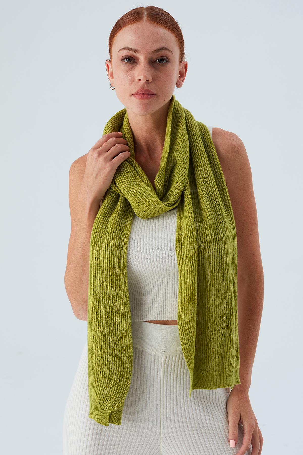 Peraluna Nomi Scarf Selanik Örgü Kaşmir Karışımlı Yumuşak Kadın Triko Atkı - Yeşil