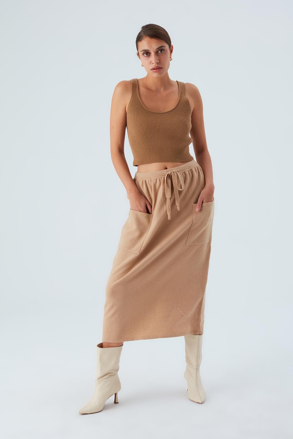 Peraluna-Nora Ski̇rt Rahat Kesim Beli Lastikli Bilek Hizası Cepli Kadın Triko Etek -Etek-2-Milagron.com