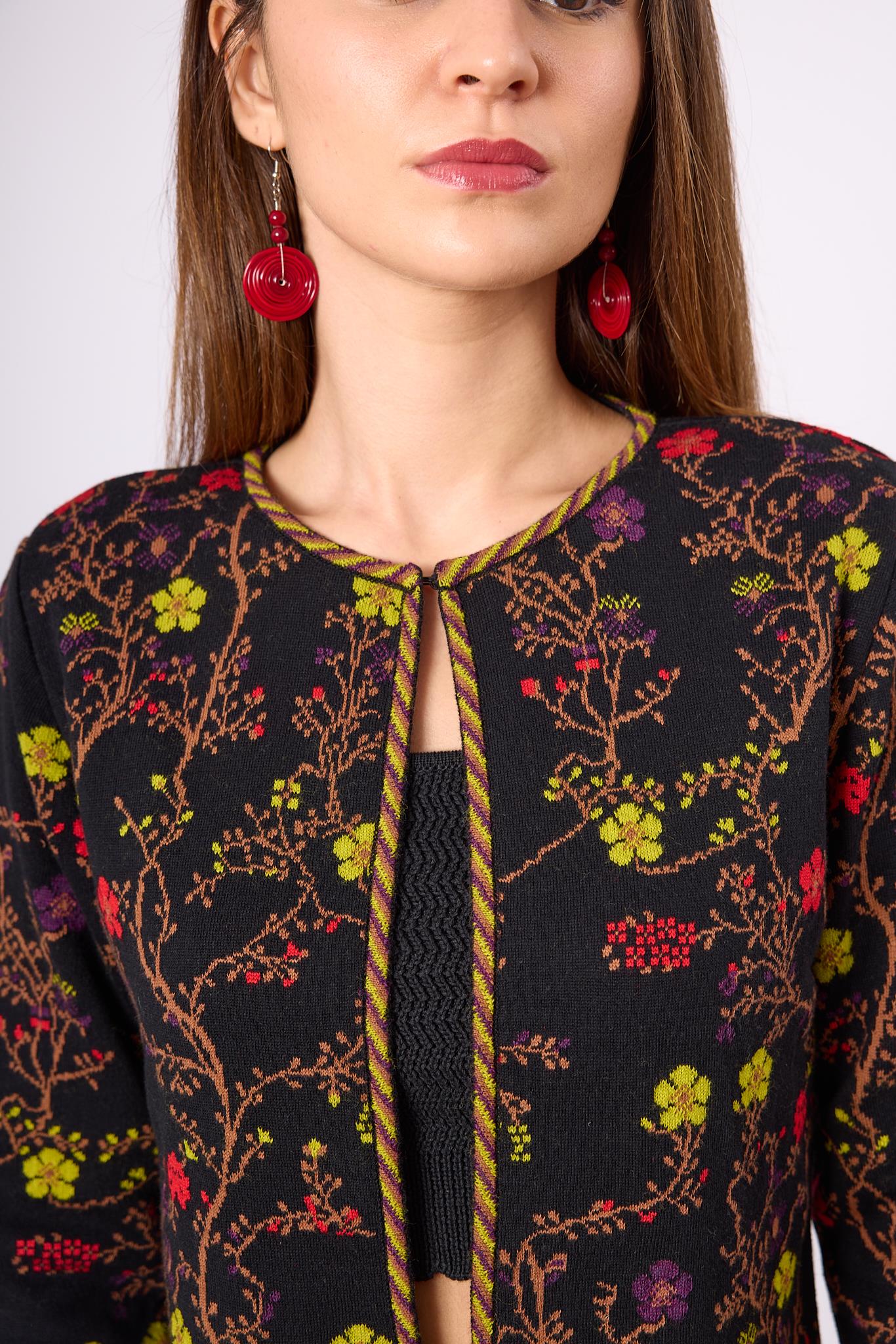 Peraluna-Nostalgia Çiçek Desenli Kadın Krop Hırka Siyah/Multi-Kazak & Triko-4-Milagron.com