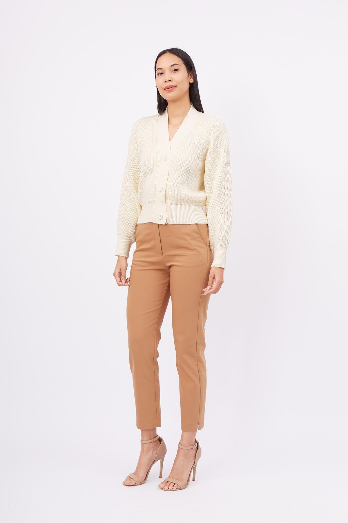 Peraluna-Olivia Cardigan Selanik Örgü %100 Pamuk V Yaka Kadın Triko Hırka Ekru-Kazak & Triko-6-Milagron.com