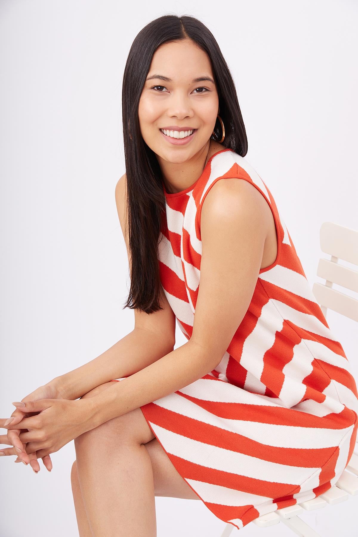 Peraluna-Paula Dress Diagonal Çizgili A Form Kolsuz İnce Kadın Triko Elbise Kırmızı/Beyaz-Elbise-6-Milagron.com